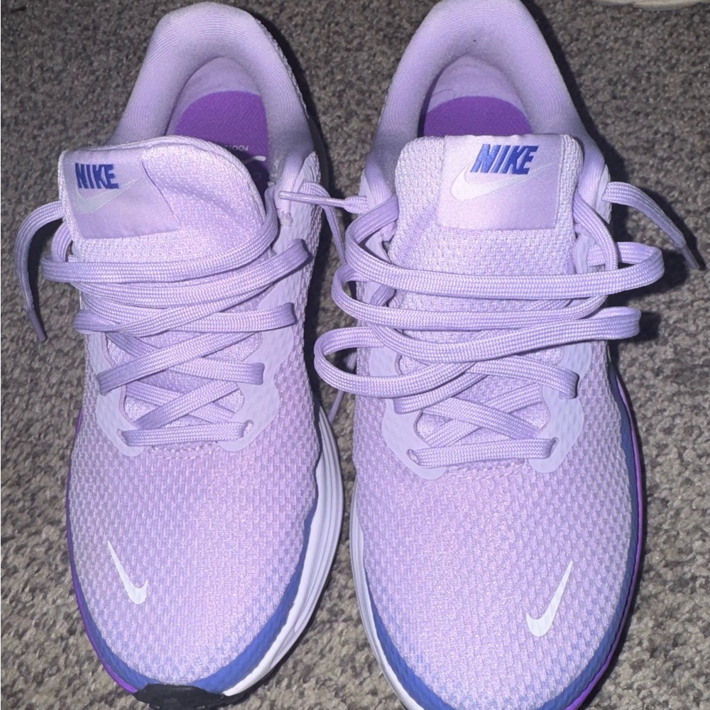 Nike Women’s Revolution 8 Road Running Shoes